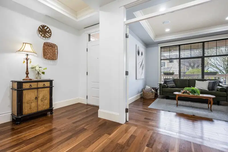 5853 GARRISON BOULEVARD - photo 4 of 40