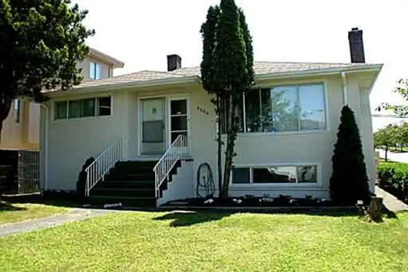 2606 E 23RD AVENUE - photo 1 of 1
