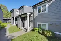 2757 ELLERSLIE AVENUE - thumbnail 2