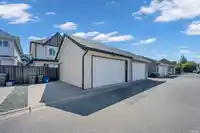7689 211A STREET - thumbnail 31