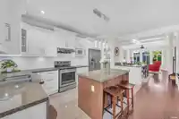 7689 211A STREET - thumbnail 9