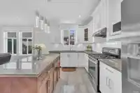 7689 211A STREET - thumbnail 10