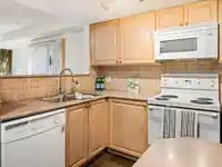 2 4335 NORTHLANDS BOULEVARD - thumbnail 7