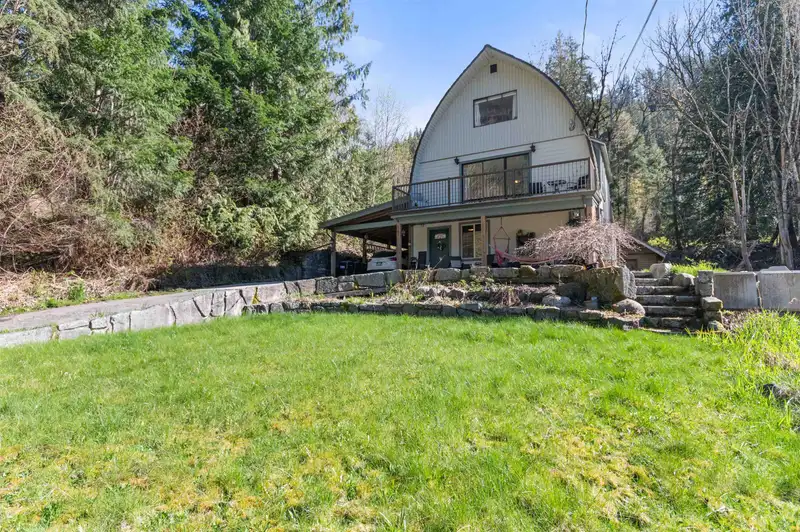 66662 SUMMER ROAD - photo 1 of 40