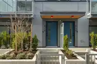213 921 GRANT STREET - thumbnail 2