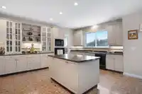 1620 PARKWAY BOULEVARD - thumbnail 6