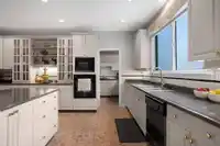 1620 PARKWAY BOULEVARD - thumbnail 7