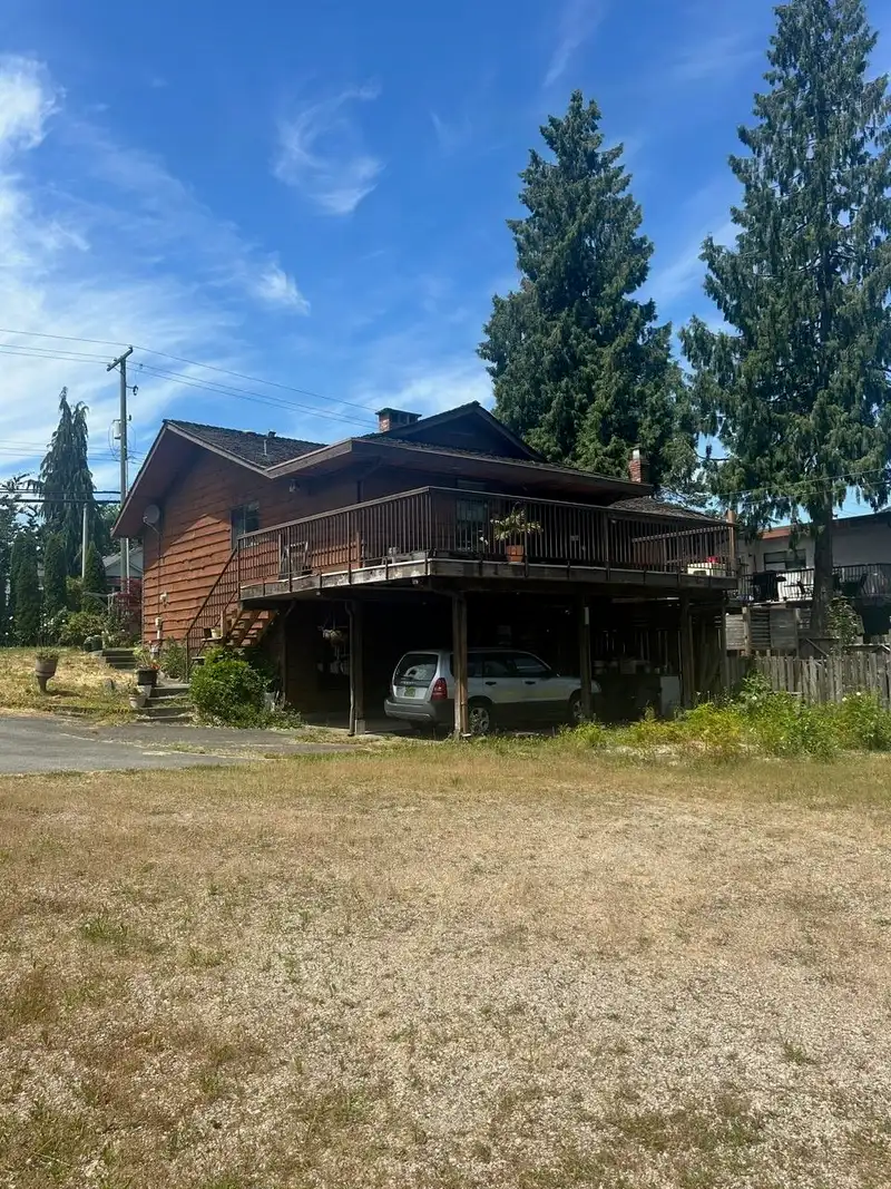 9860 160 STREET - photo 1 of 39
