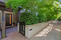 23 533 E 3RD STREET - thumbnail 34