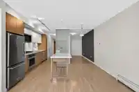 304 384 E 1ST AVENUE - thumbnail 16