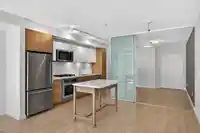 304 384 E 1ST AVENUE - thumbnail 17
