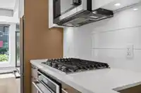 304 384 E 1ST AVENUE - thumbnail 5