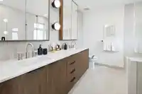 123 3535 HIGHLAND DRIVE - thumbnail 3