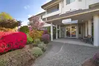 302 2451 GLADWIN ROAD - thumbnail 3