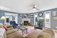 111 43201 LOUGHEED HIGHWAY - thumbnail 9