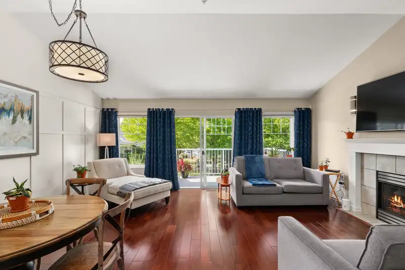 14 20788 87 AVENUE - photo 1 of 40