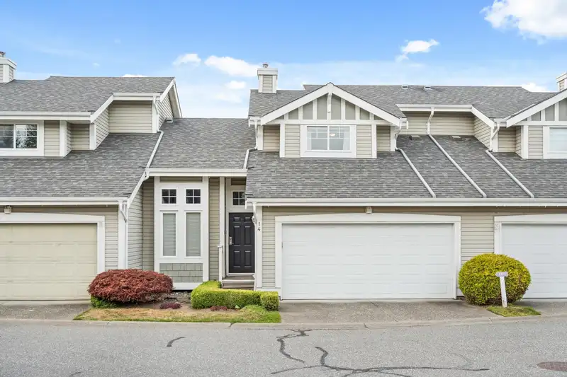 14 20788 87 AVENUE - photo 2 of 40