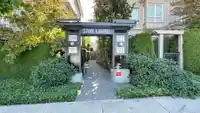 22 3788 LAUREL STREET - thumbnail 4