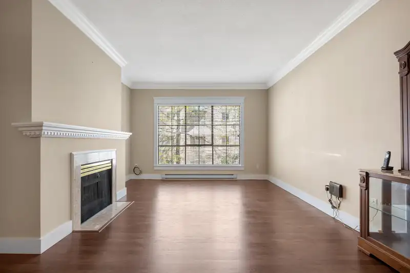 221 8580 GENERAL CURRIE ROAD - photo 4 of 38