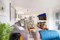 207 5355 BOUNDARY ROAD - thumbnail 9