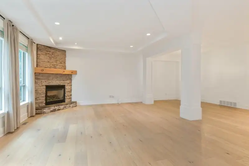 12 3800 GOLF COURSE DRIVE - photo 3 of 35