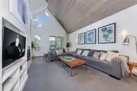 204 4865 PAINTED CLIFF ROAD - thumbnail 2