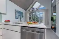 204 4865 PAINTED CLIFF ROAD - thumbnail 7