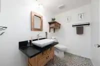 30 650 ROCHE POINT DRIVE - thumbnail 16