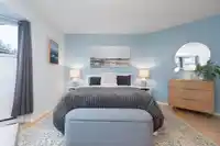 30 650 ROCHE POINT DRIVE - thumbnail 17