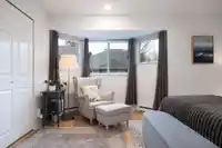 30 650 ROCHE POINT DRIVE - thumbnail 22