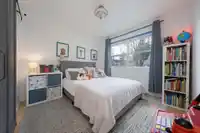 30 650 ROCHE POINT DRIVE - thumbnail 27