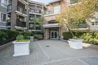 425 8915 202 STREET - thumbnail 3