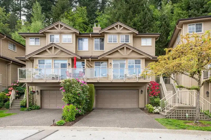 112 2979 PANORAMA DRIVE - photo 2 of 40