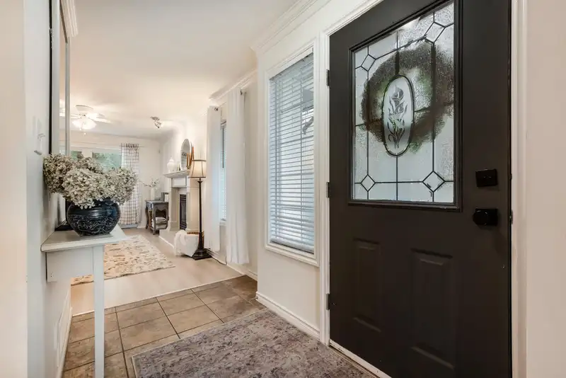 1 46152 STONEVIEW DRIVE - photo 4 of 40