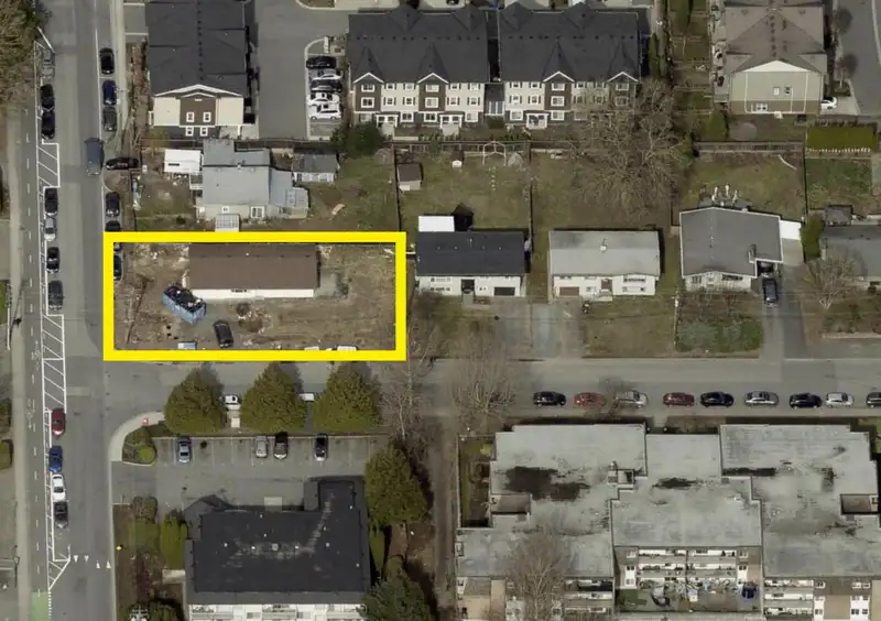 1926 SALTON ROAD - photo 1 of 5