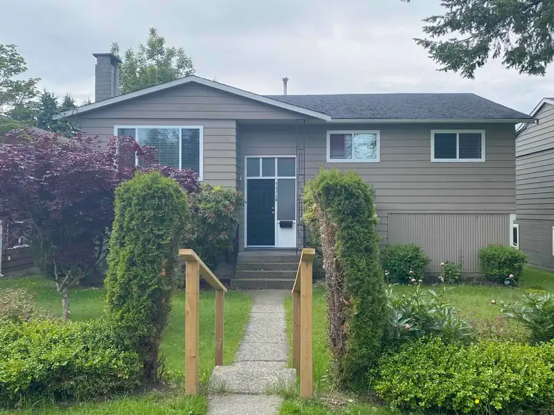 13728 BLACKBURN AVENUE - photo 1 of 31