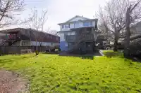 10411 STEVESTON HIGHWAY - thumbnail 1
