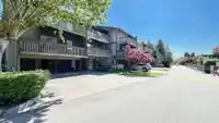 985 OLD LILLOOET ROAD - thumbnail 2