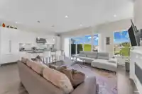 12B 5551 ADMIRAL WAY - thumbnail 6