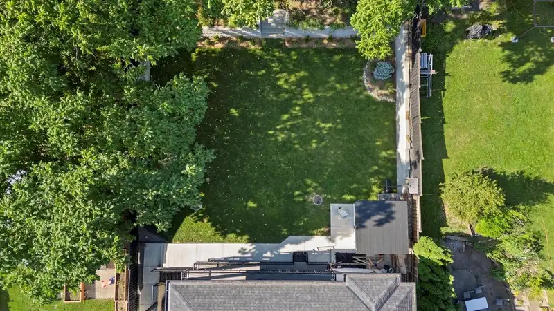 35275 DELAIR ROAD - photo 4 of 40