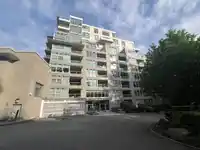 210 9232 UNIVERSITY CRESCENT - thumbnail 2