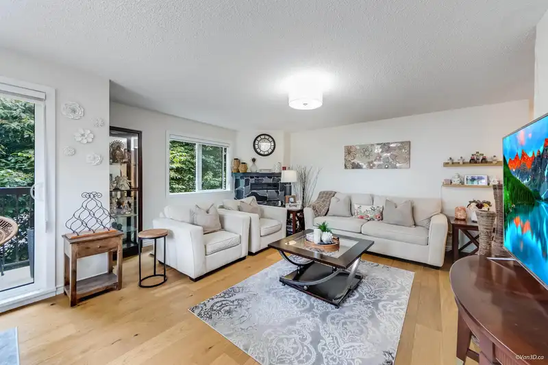 205 7162 133A STREET - photo 1 of 28