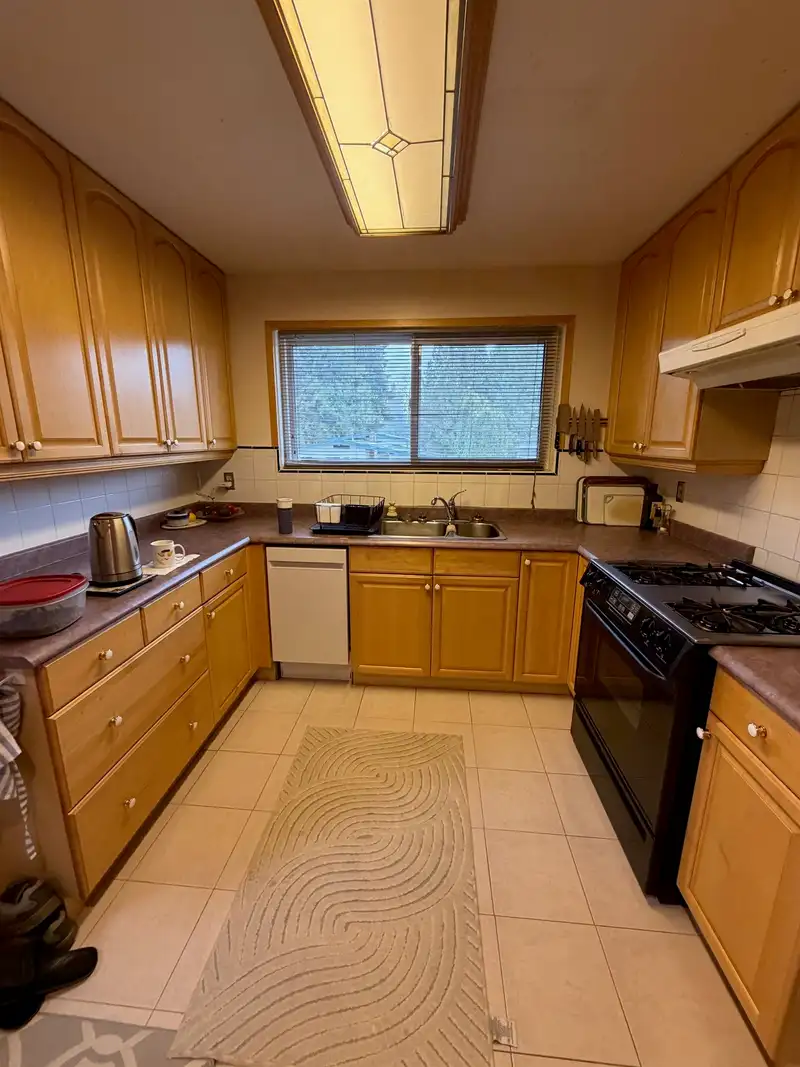 3803 WELLINGTON STREET - photo 4 of 17