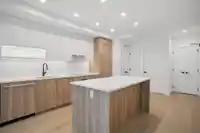 304 8398 OAK STREET - thumbnail 1