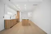 304 8398 OAK STREET - thumbnail 2