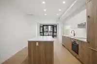 304 8398 OAK STREET - thumbnail 8