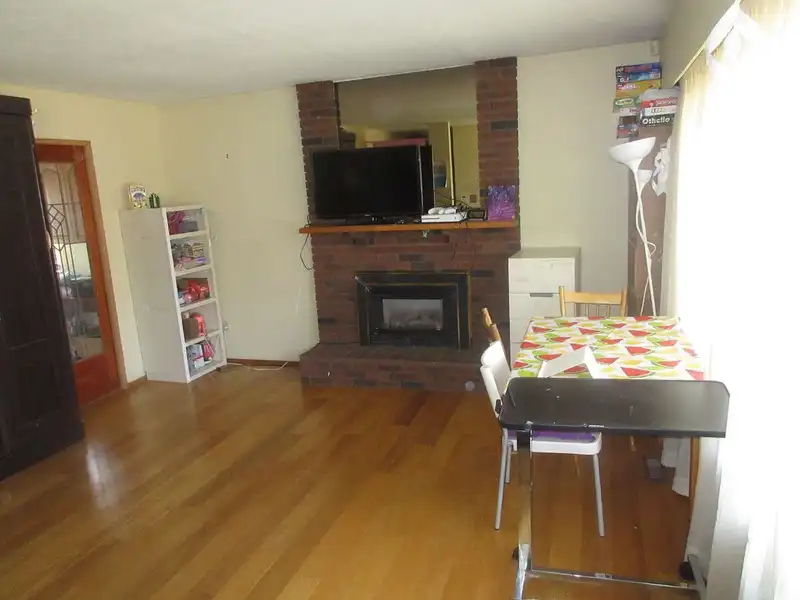 1940 DUBLIN STREET - photo 2 of 18