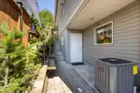 1056 WALLS AVENUE - thumbnail 24