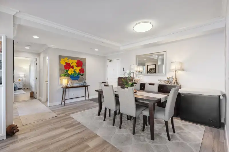 302 3131 DEER RIDGE DRIVE - photo 4 of 17