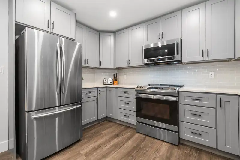10148 BEAVER CRESCENT - photo 3 of 40